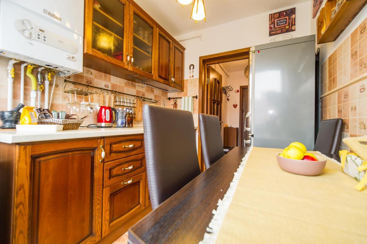 Certo Apartment Braşov Buitenkant foto